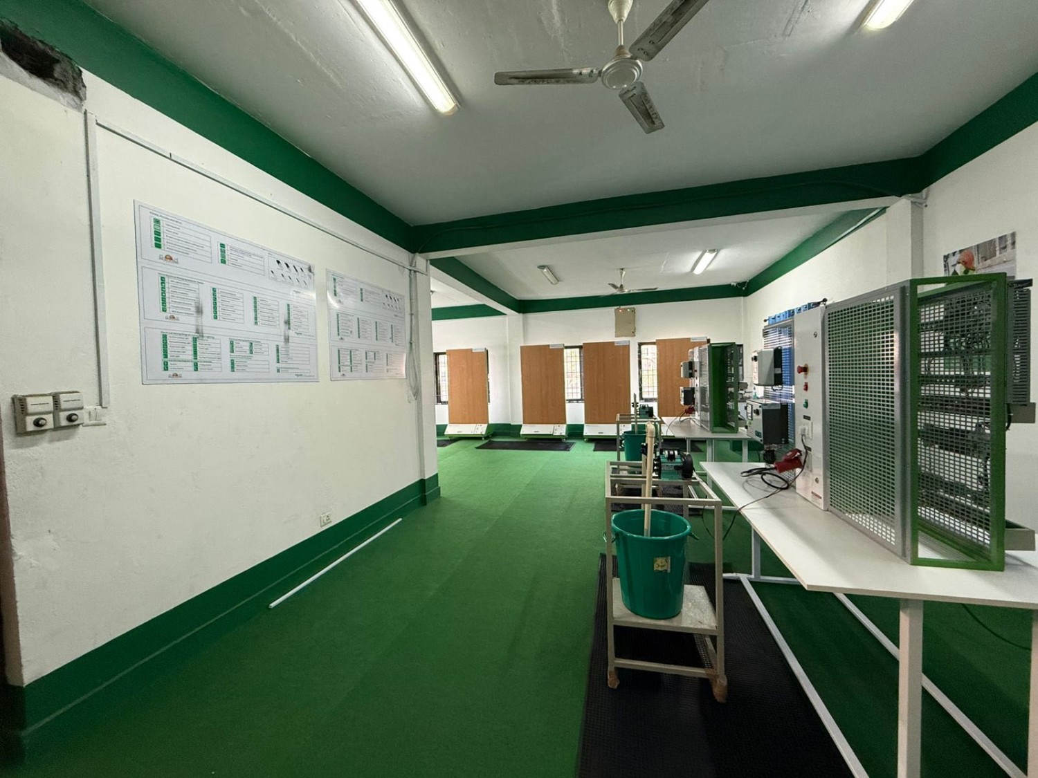 नारायणी बहुप्राविधिक शिक्षालय भरतपुर, १० चितवन Slider Image 10