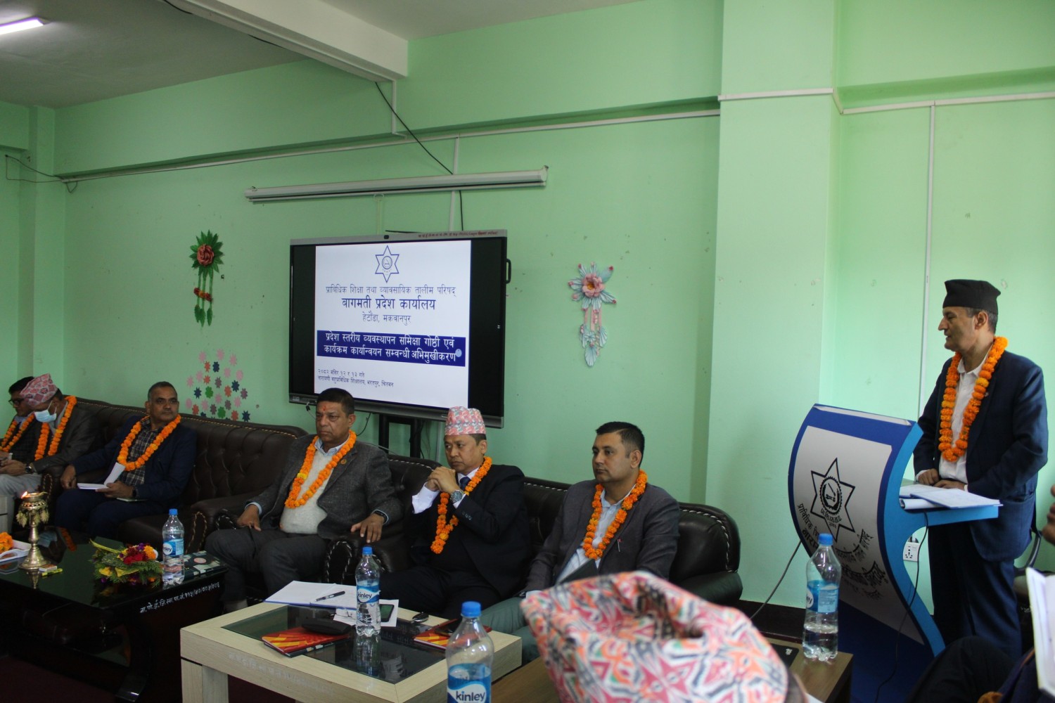 नारायणी बहुप्राविधिक शिक्षालय भरतपुर, १० चितवन Slider Image 12